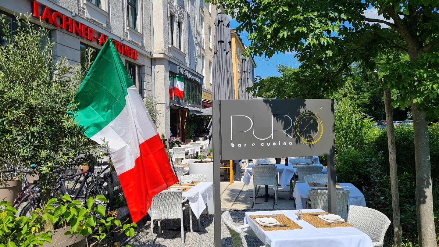 Puro Bar